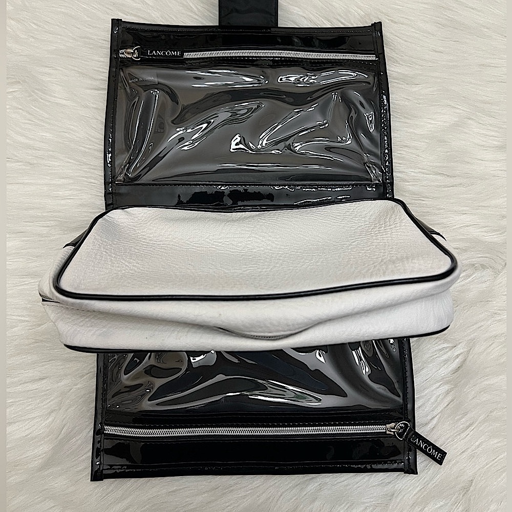LANCÔME - BLACK WHITE PARIS PATENT COSMETIC POUCH - Picture 7 of 16
